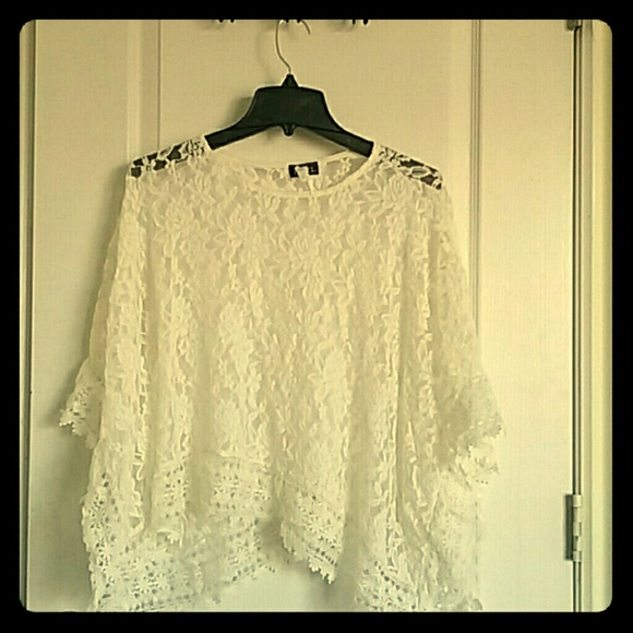 All lace summer poncho