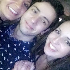 Meet your Posher, Kenneth