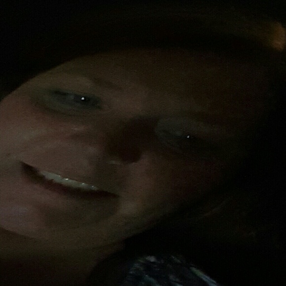 Meet your Posher, Sonya - Picture 1 of 1