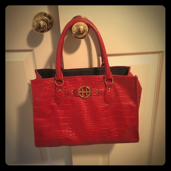 Tommy Hilfiger red leather purse with many pockets