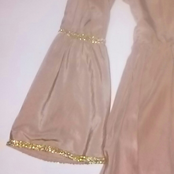 Stylish Blouse - Picture 3 of 4