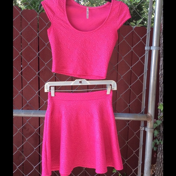 2pc Crop Top and Skater Skirt - Picture 2 of 2