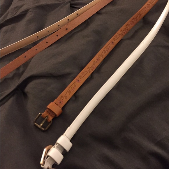 2 Medium size belts