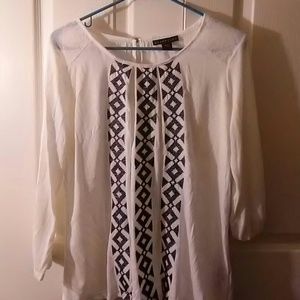 White and blue pattern peasant top