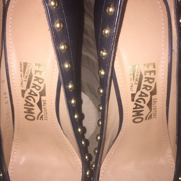 SALE OMG Salvatore ferragamo pumps PRISTINE COND. - Picture 4 of 4