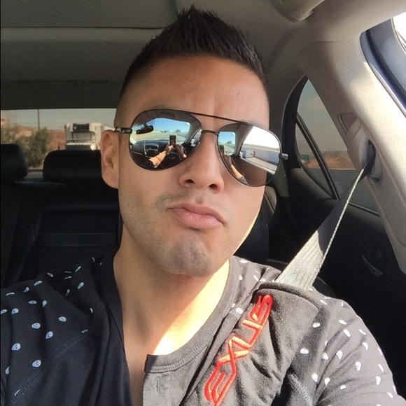 Meet your Posher, Rafael - Picture 2 of 3