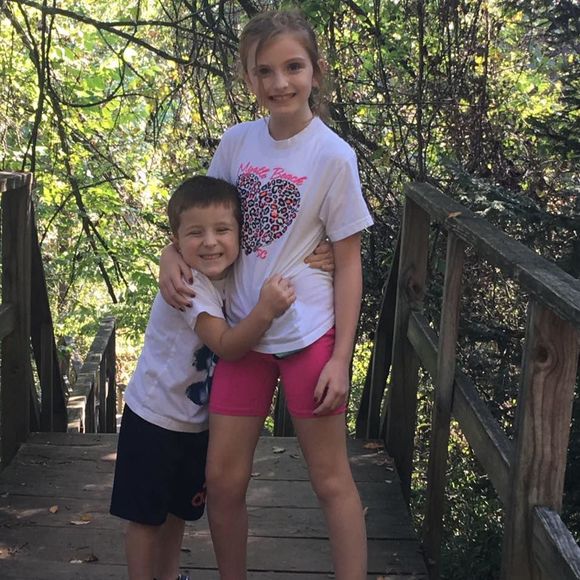 Meet your Posher, Christie - Picture 1 of 1