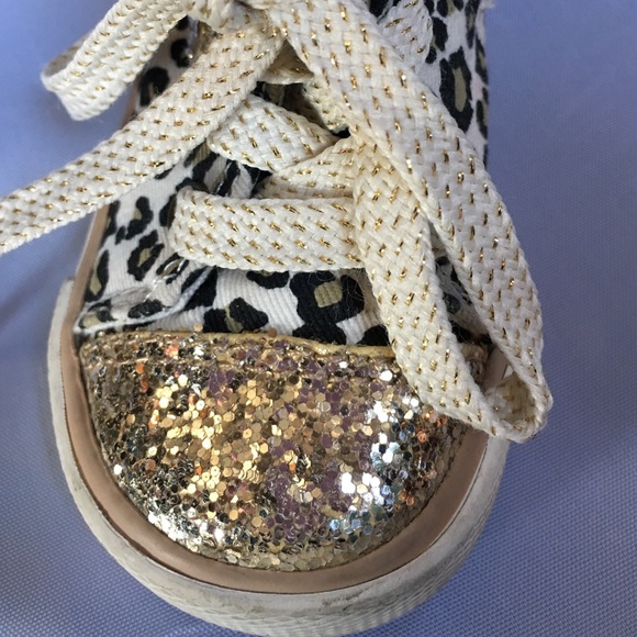 SOLD❌❌Toddler girl rhinestone/leopard shoes - Picture 3 of 4