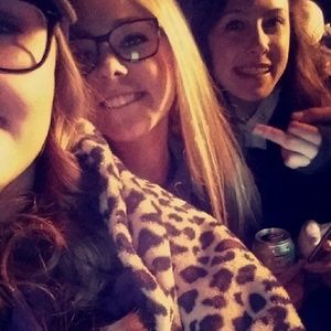 Meet your Posher, Taylor