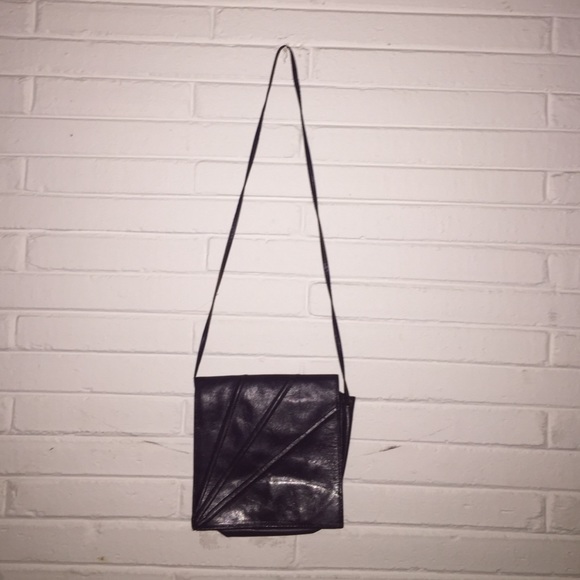 Maroon chic leather bag 👝