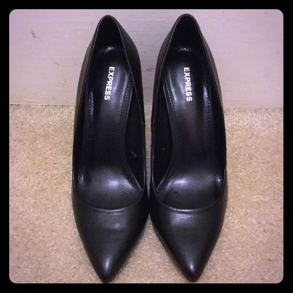 Must Have Black Pump