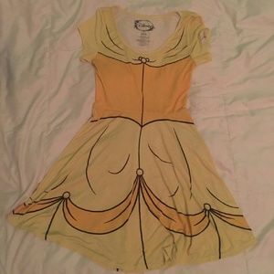 Belle costume