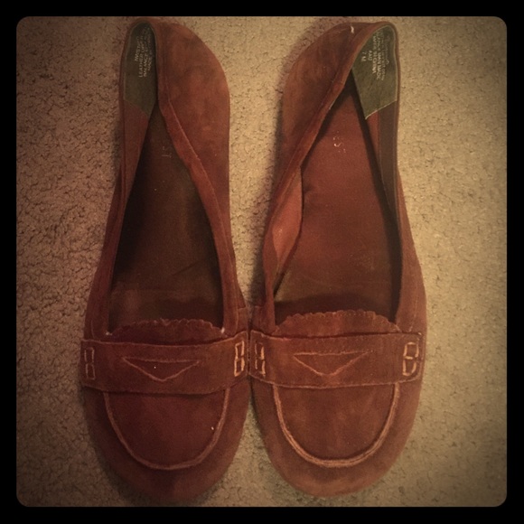 Nine West velvet suede loafers