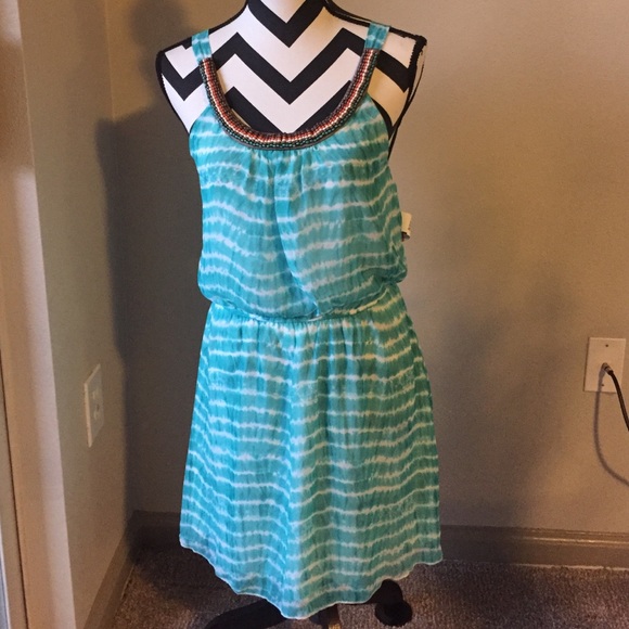 Sleeveless sundress - Picture 1 of 4