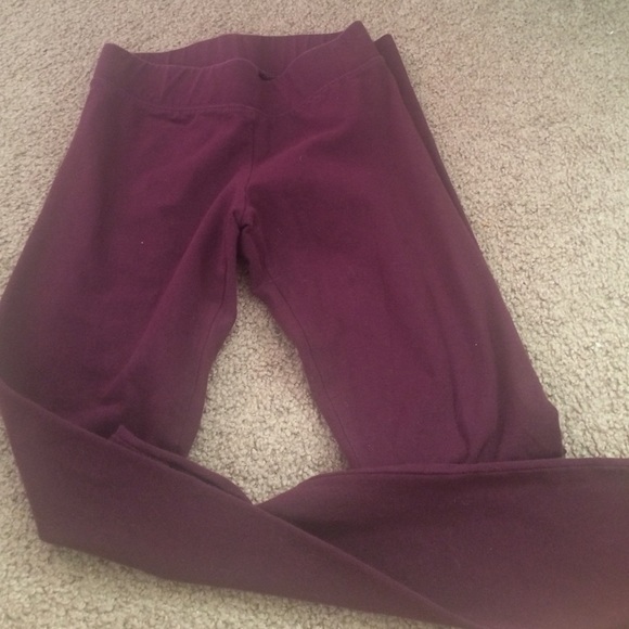 Maroon High-Rise Leggings