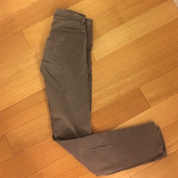 J Brand Skinny Leg Jeans in Taupe❤️ Size 24 - Picture 1 of 4