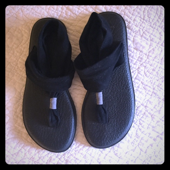 ⚡️Sanuk Yoga Mat Sandals⚡️