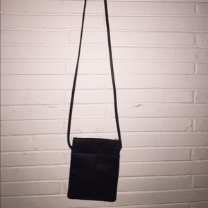 Beautiful black bag ! Perfect for small things