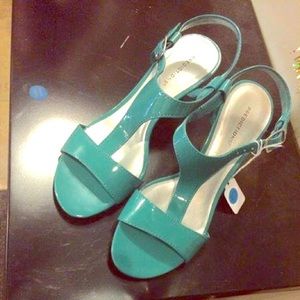 Predictions turquoise wedges