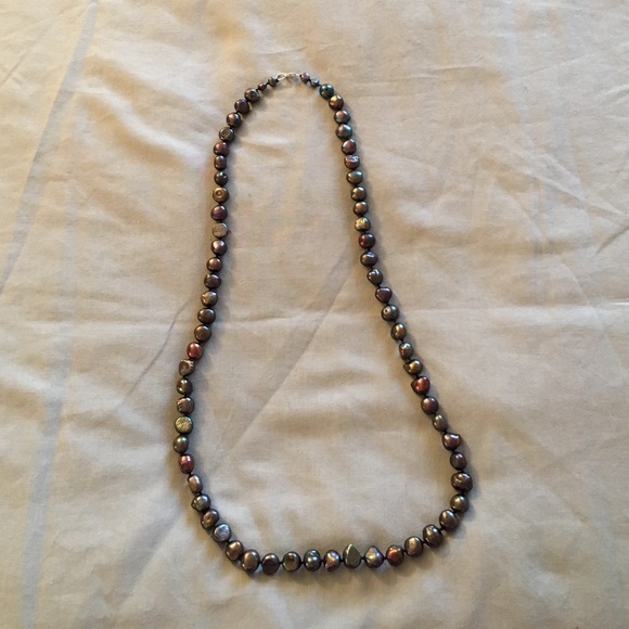 Black Pearl Necklace - Picture 1 of 2