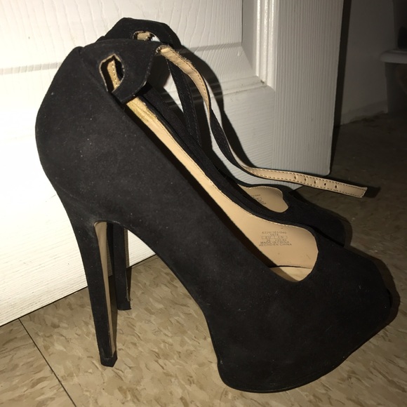 Zara Pumps - Picture 1 of 1
