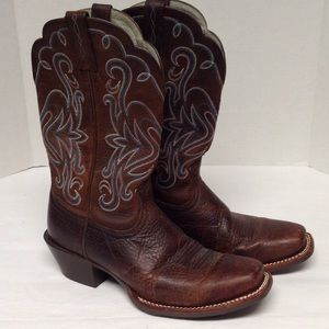 Women's Ariat Legend Cowgirl Boots Size 7.5 B