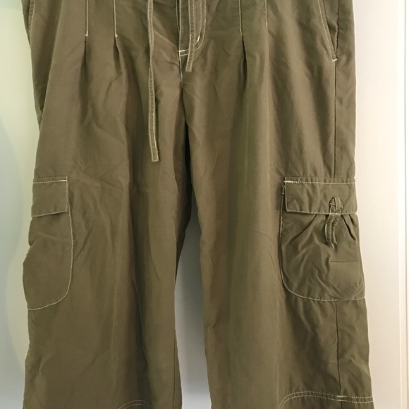 Athleta Capri Pants