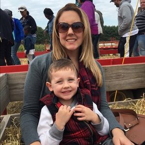 Meet your Posher, Stephanie