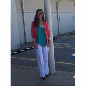 Meet your Posher, Madelyn