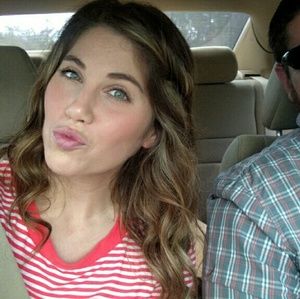 Meet your Posher, Taylor