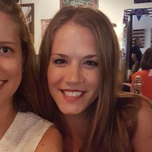 Meet your Posher, Abby