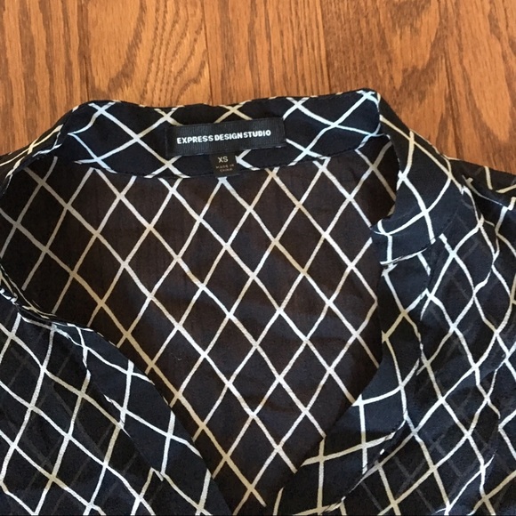 Express Design Studio Top XS - Picture 2 of 2