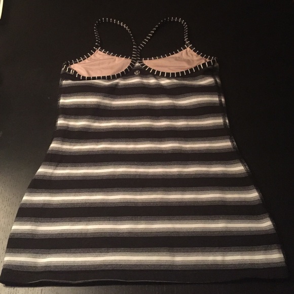 Lululemon top size 8 - Picture 2 of 4