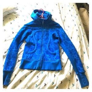 Lululemon Sweatshirt size 6 scuba hoodie RARE