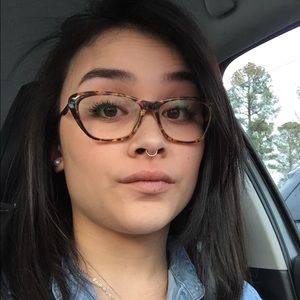 Meet your Posher, Amber