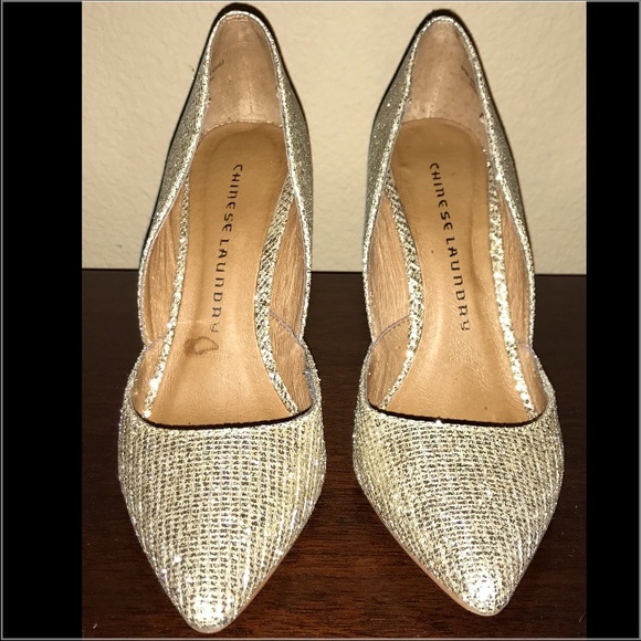 Chinese Laundry Stilo Pump Gold - Picture 1 of 3