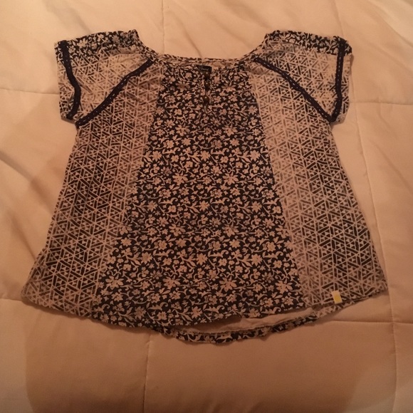 Lucky Brand shirt
