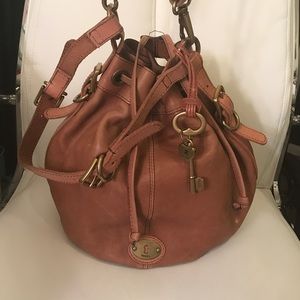 Fossil vintage Reissue chestnut bucket hobo bag