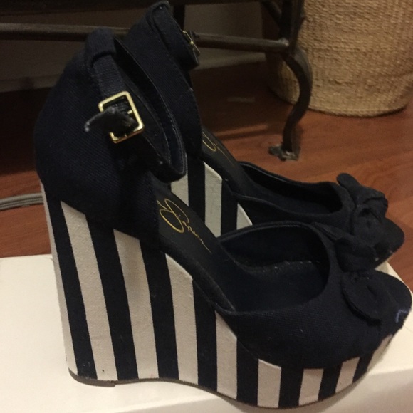 Jessica Simpson Wedges