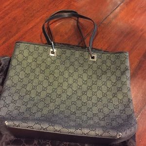 Grey monogram Gucci tote