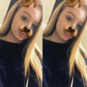 Meet your Posher, Brooke