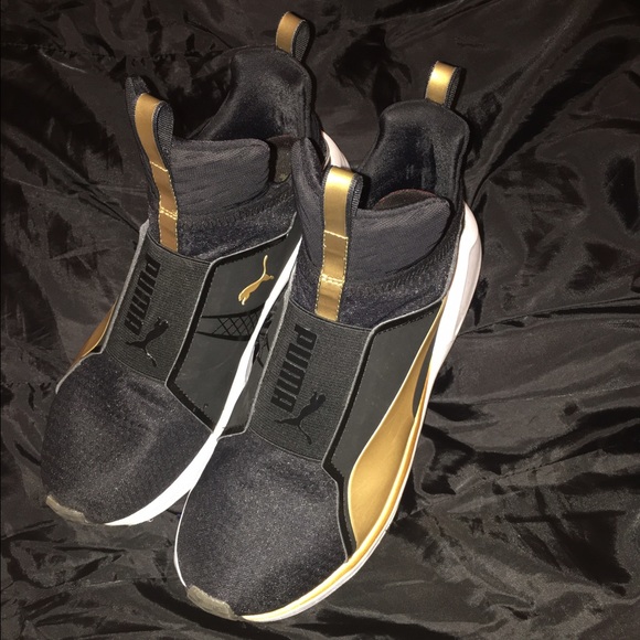 Kylie Jenner pumas