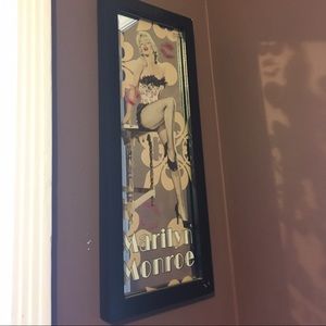 Marilyn Monroe mirror