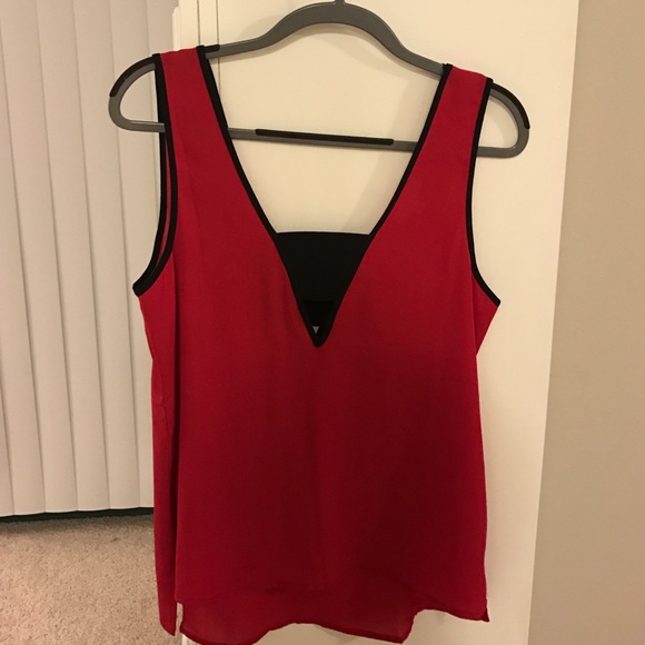Socialite red bandeau blouse size Large