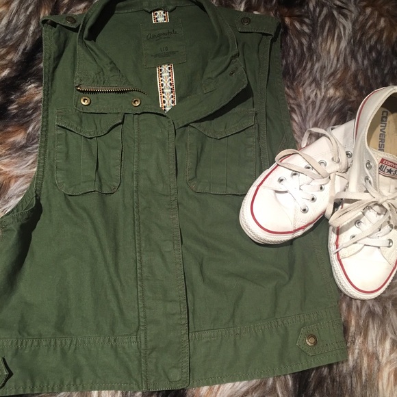 Aeropostale Army Green Vest
