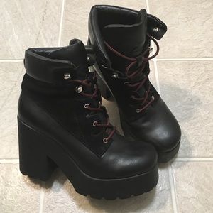 Eeight by Miista chunky black platforms