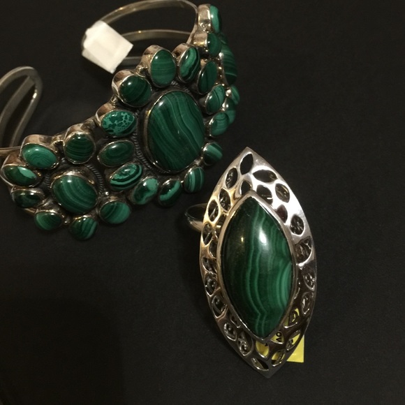 Sterling Silver Malachite Ring - Picture 10 of 11