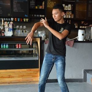 Meet your Posher, Sam