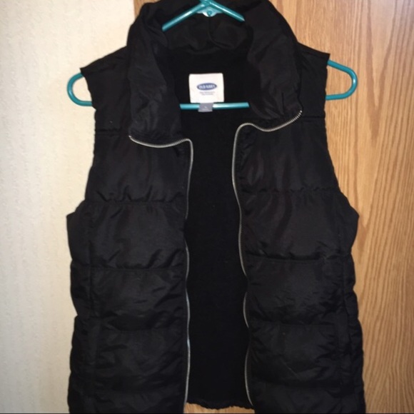 Old Navy Puffer Vest