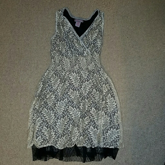Black and beige lace dress